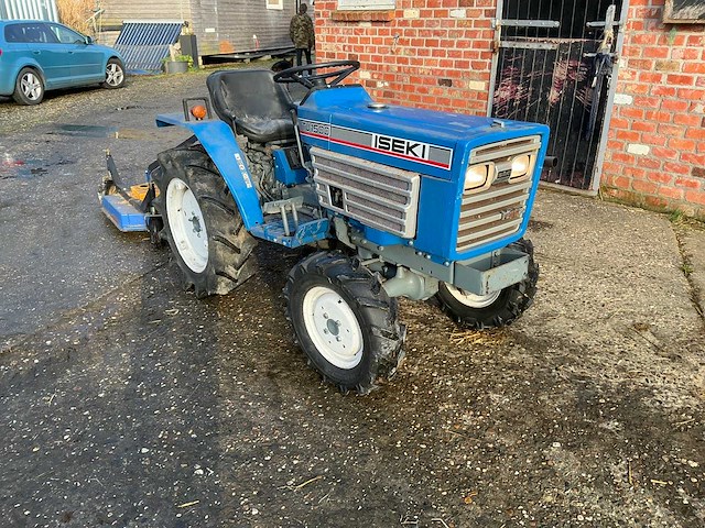 Iseki tu1500 vierwielaangedreven minitractor met maaidek - afbeelding 3 van  23