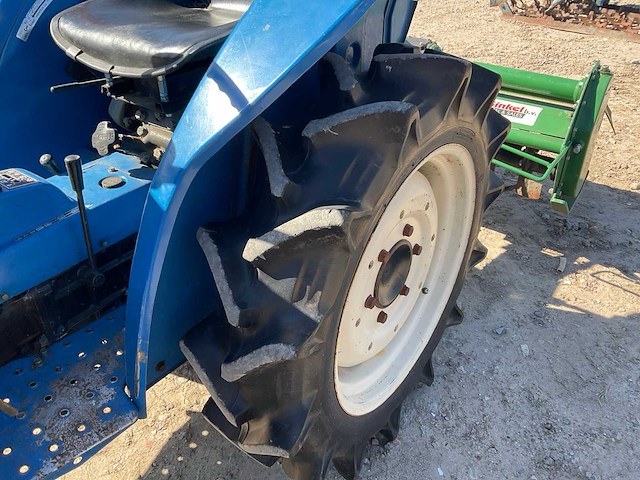 Iseki tu1700 minitractor met grondfrees - afbeelding 3 van  14