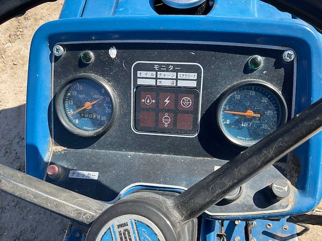 Iseki tu1700 minitractor met grondfrees - afbeelding 12 van  14