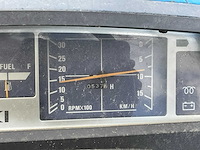 Iseki tui125f smalspoor- en compacttractor - afbeelding 3 van  5