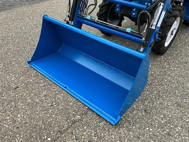 Iseki tx1410 4wd minitractor met voorlader - afbeelding 7 van  24