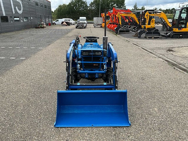 Iseki tx1410 4wd minitractor met voorlader - afbeelding 24 van  24
