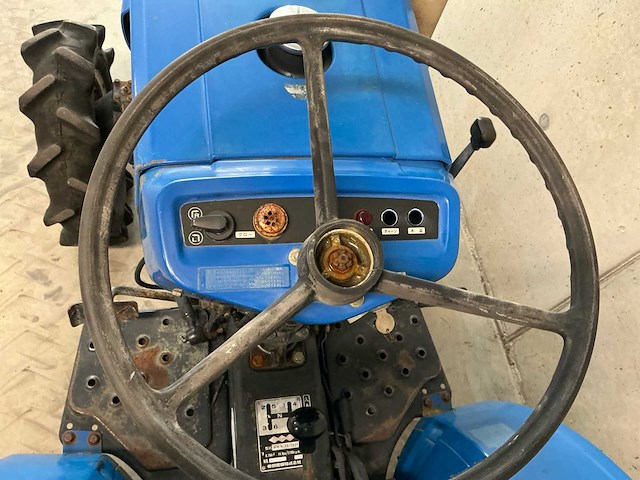 Iseki tx1500 minitractor - afbeelding 9 van  13