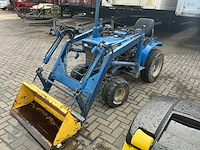 Iseki tx1500 tuinbouw tractor - afbeelding 10 van  14
