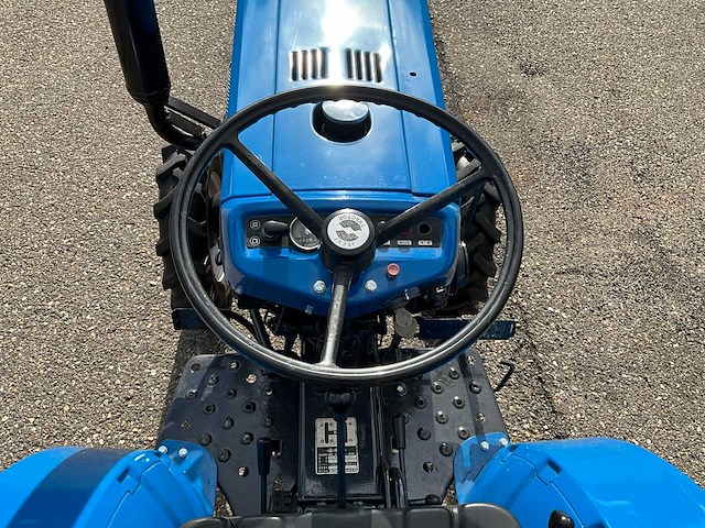 Iseki tx1510 4wd minitractor - afbeelding 10 van  22