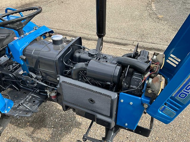 Iseki tx1510 4wd minitractor - afbeelding 14 van  22