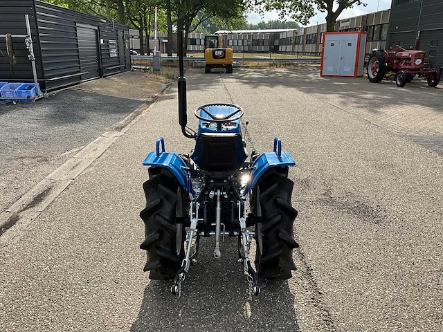 Iseki tx1510 4wd minitractor - afbeelding 17 van  22