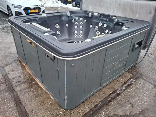 Island spa 6 persoons jacuzzi en buitenspa - afbeelding 15 van  34