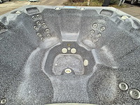 Island spa 7 persoons jacuzzi en buitenspa - afbeelding 10 van  26