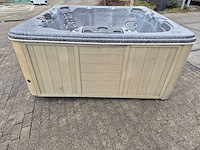 Island spa 7 persoons jacuzzi en buitenspa - afbeelding 2 van  23