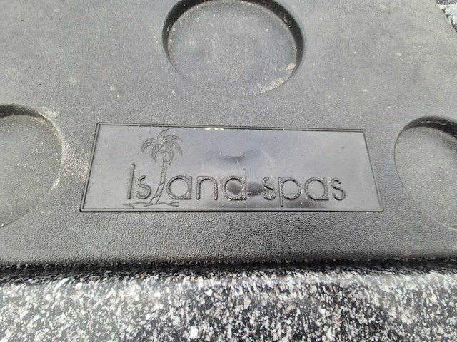 Island spa 7 persoons jacuzzi en buitenspa - afbeelding 19 van  26