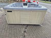 Island spa 7 persoons jacuzzi en buitenspa - afbeelding 23 van  25