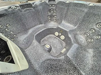 Island spa 7 persoons jacuzzi en buitenspa - afbeelding 11 van  26