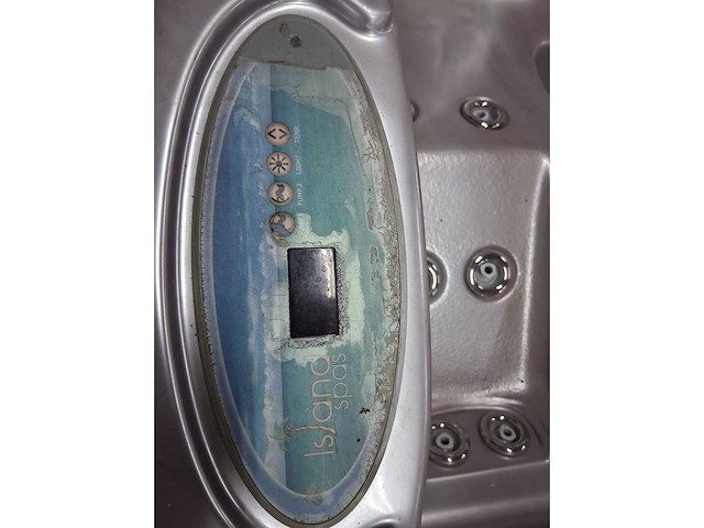 Island spa jacuzzi - afbeelding 4 van  9