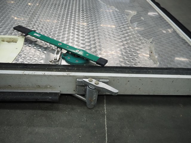 Isocab - afbeelding 8 van  9