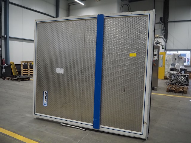 Isocab - afbeelding 4 van  6