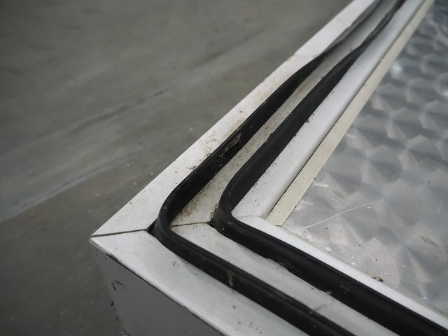 Isocab - afbeelding 6 van  6