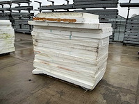 Isolatie (16x) - afbeelding 1 van  9