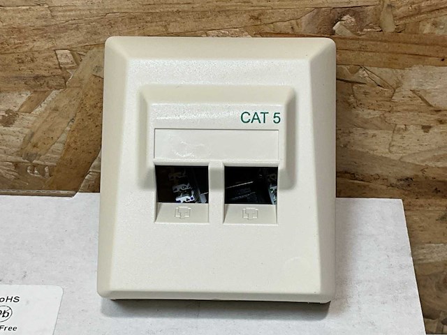 Isolectra cat 5 opbouwdoos (55x) - afbeelding 4 van  4