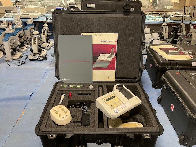 Isolux nycocard reader ii - afbeelding 3 van  6