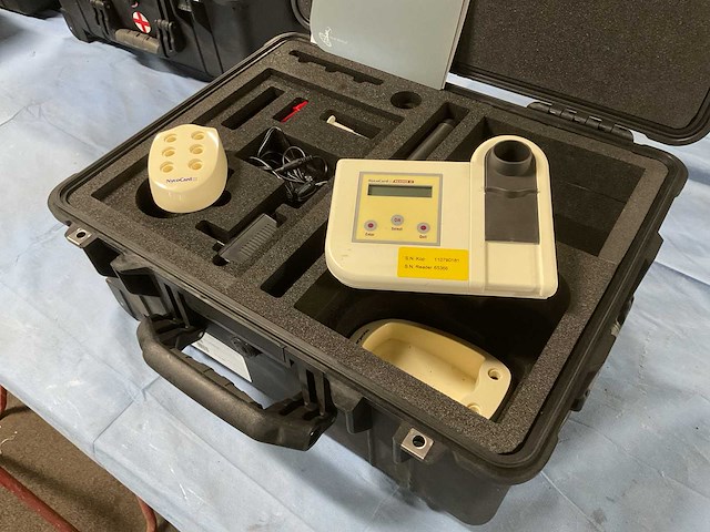 Isolux nycocard reader ii - afbeelding 4 van  6