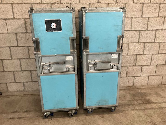Isotherm - 2005 - thermo - rolcontainer (2x) - afbeelding 1 van  13