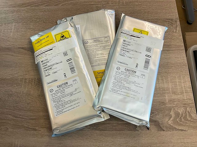 Issi 16mb highspeed sram (1800x) - afbeelding 1 van  3