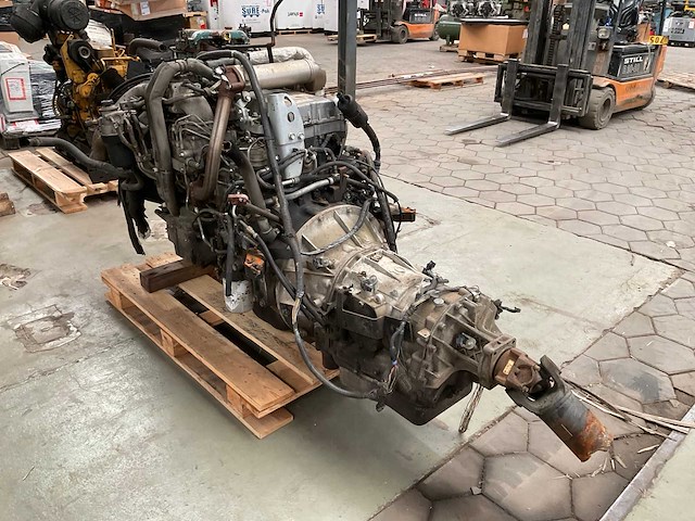 Isuzu 6hk1x dieselmotor - afbeelding 7 van  8