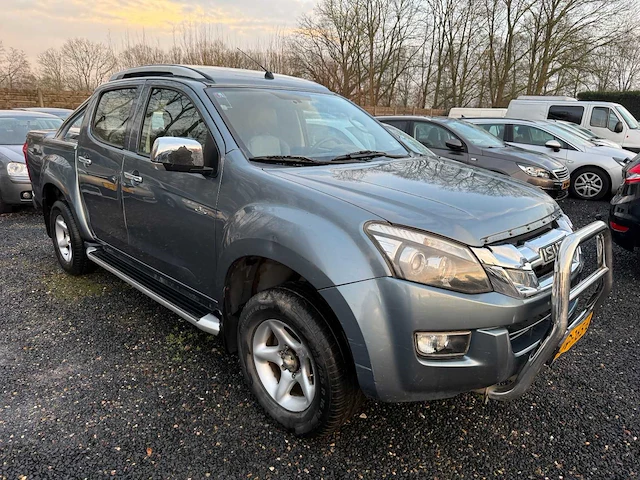 Isuzu d-max 2.5 extended cab ls bedrijfswagen - afbeelding 10 van  17
