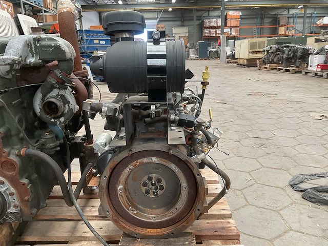 Isuzu dieselmotor - afbeelding 6 van  9