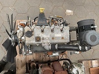 Isuzu dieselmotor - afbeelding 8 van  9