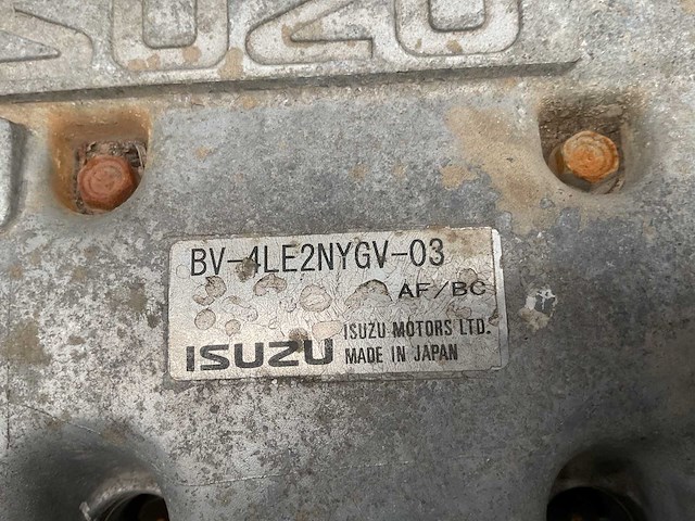 Isuzu dieselmotor - afbeelding 9 van  9