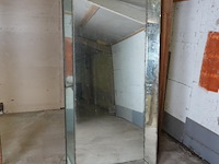 Italiaanse spiegel van halverwege de 20ste eeuw. met geschulpte omlijsting. reeds fraaie verwering . - afbeelding 5 van  12