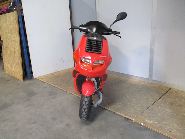 Italjet formula race dubbel disk - bromscooter - 2 takt - scooter - afbeelding 5 van  11