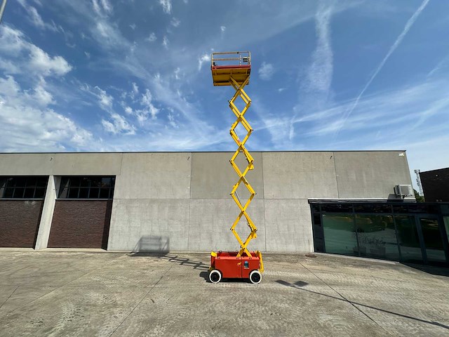 Iteco - 2007 - it12151 - schaarlift - afbeelding 28 van  50