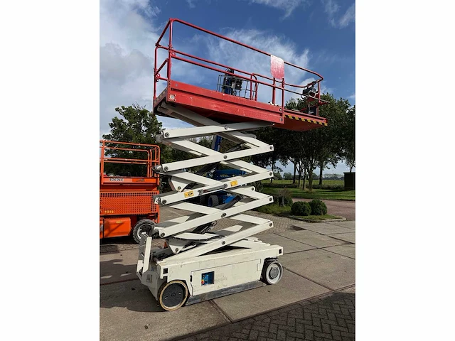 Iteco - 2014 - it 10090 - hoogwerker - afbeelding 4 van  25