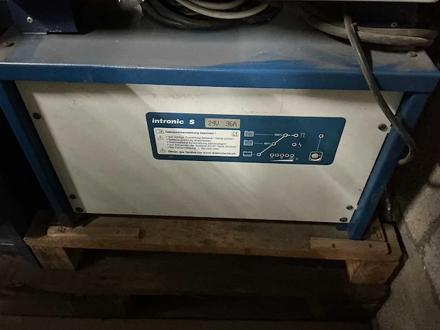 Itronic se - 24v 36a - battery chargers - afbeelding 1 van  1