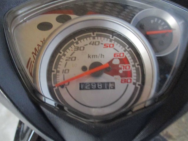 Iva - bromscooter - gte sport - scooter - afbeelding 3 van  11