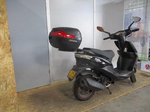Iva - bromscooter - gte sport - scooter - afbeelding 9 van  11