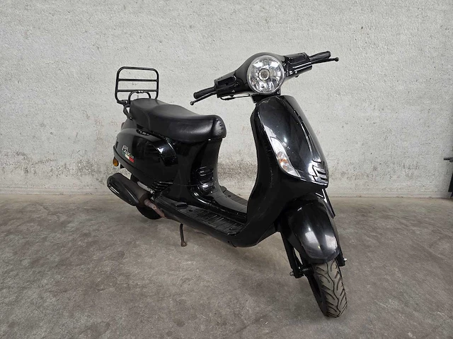 Iva - scooter - lux50 - 4t - afbeelding 4 van  7