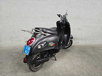 Iva - snorscooter - venti - 4t 25km uitvoering f104zj - afbeelding 5 van  7