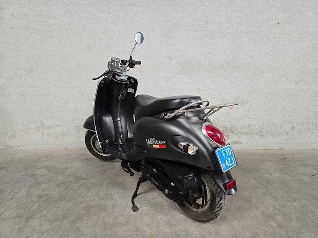 Iva - snorscooter - venti - 4t 25km uitvoering f104zj - afbeelding 2 van  2
