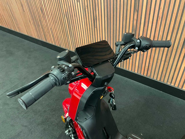 Iva e-go e-scooter fkx-03-d - afbeelding 2 van  26