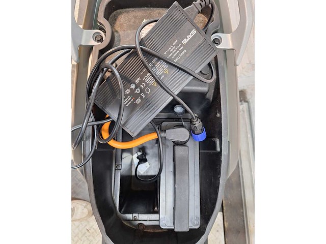 Iva e-go s5 25 km elektrische snorscooter - afbeelding 8 van  8