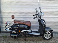 Iva grande retro 25km snorscooter 4-takt - afbeelding 4 van  7