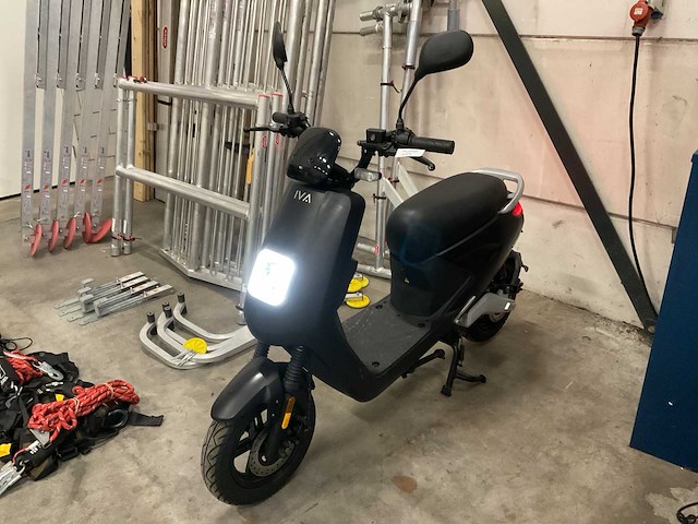 Iva s4 elektrische snorscooter - afbeelding 1 van  7