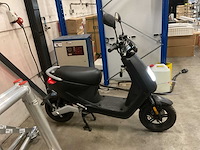 Iva s4 elektrische snorscooter - afbeelding 3 van  7