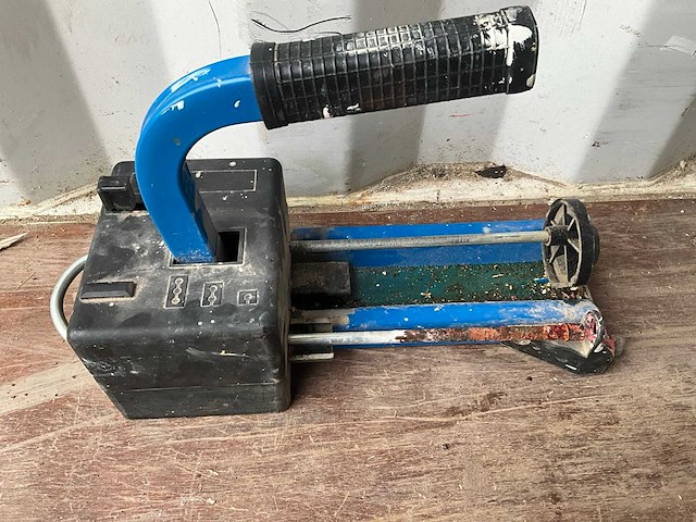 Ivana - polysoft - doseerpistool - overige werkplaatsinventaris - afbeelding 1 van  4