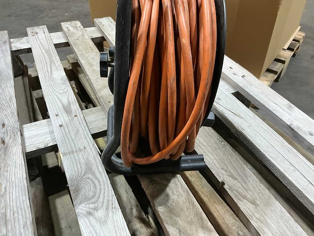 Ivana 40 meter verlengkabelhaspels en -snoer - afbeelding 4 van  6