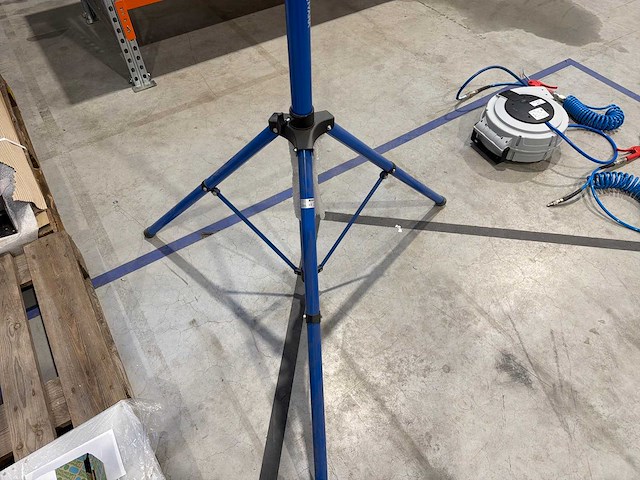 Ivana verstelbaar werkstatief 1,36–3 meter - afbeelding 2 van  5